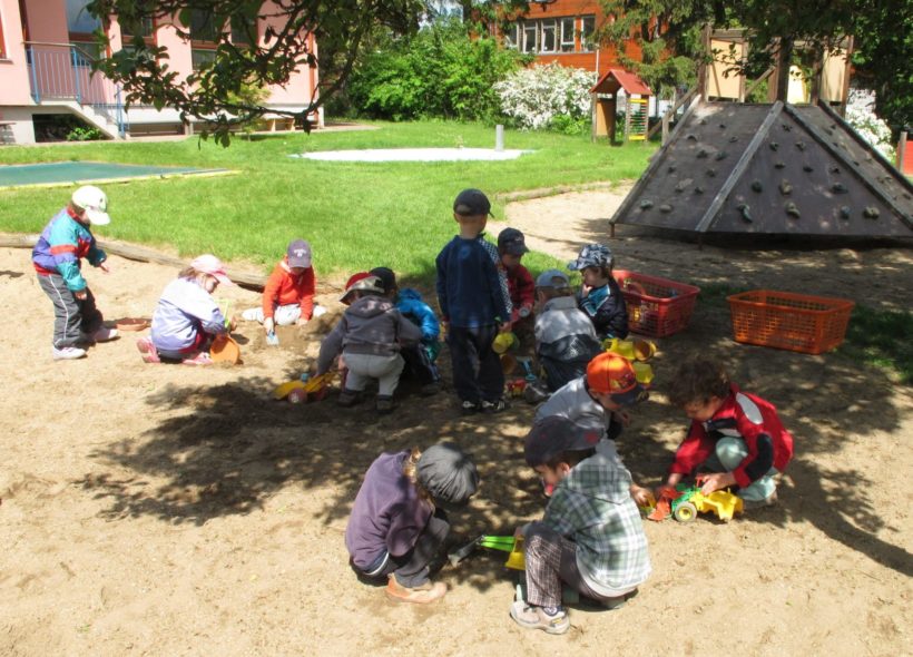 Do mateřských škol v Praze 4 se děti vrátí 25. května.