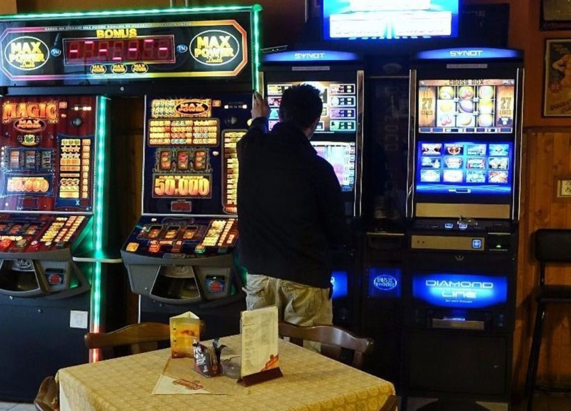 Zrušit hazard je líbivé, ale kdo a jak nahradí městským částem výpadek v příjmech?