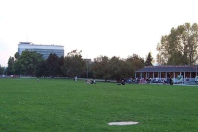 Park Na Pankráci je Pražany vyhledávaným místem pro trávení volného času.