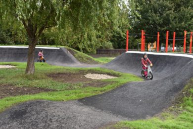 V Praze 6 se otevřelo první veřejné pumptrackové sportoviště.