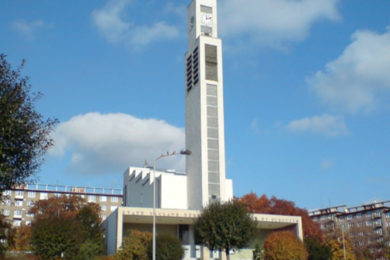 Kostel svatého Václava na náměstí Svatopluka Čecha ve Vršovicích.