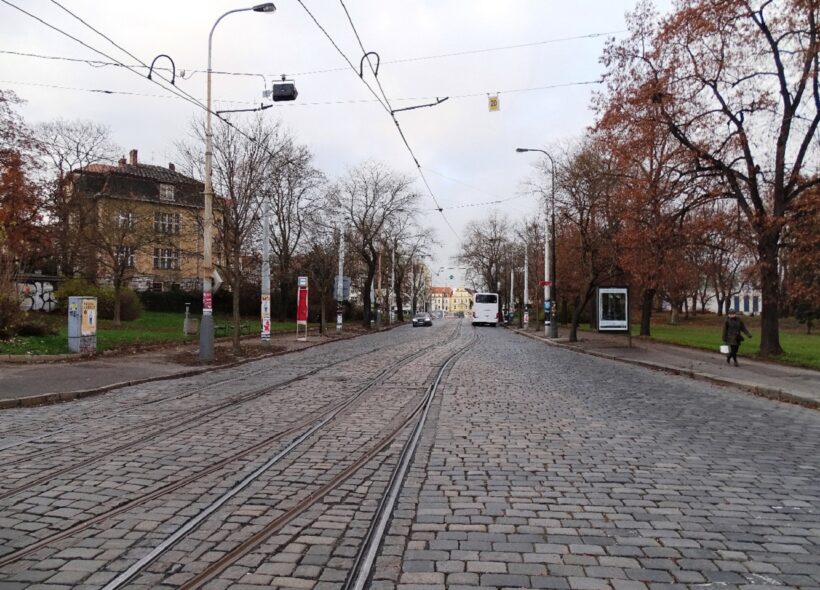 Blíží se rekonstrukce ulice Badeniho včetně tramvajové trati.