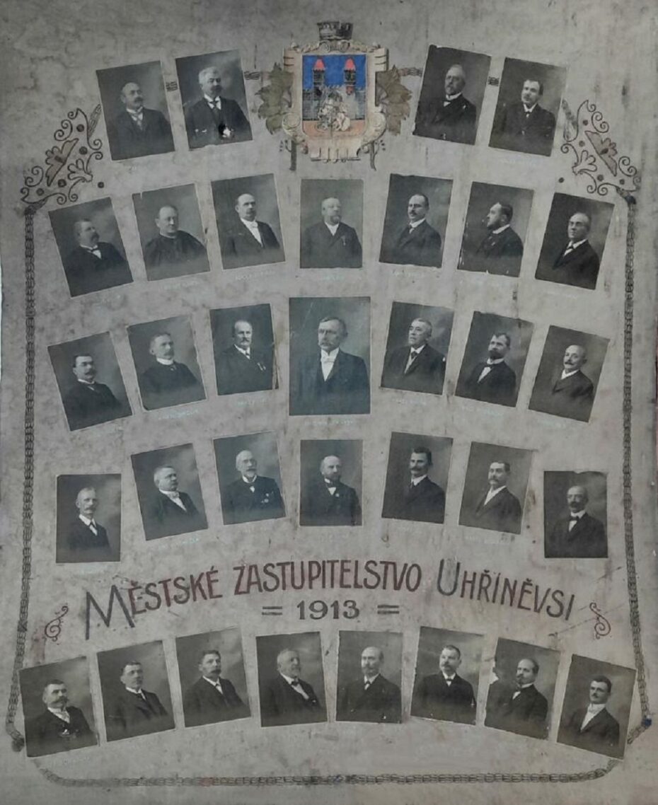 Uhříněveští zastupitelé v roce 1913.