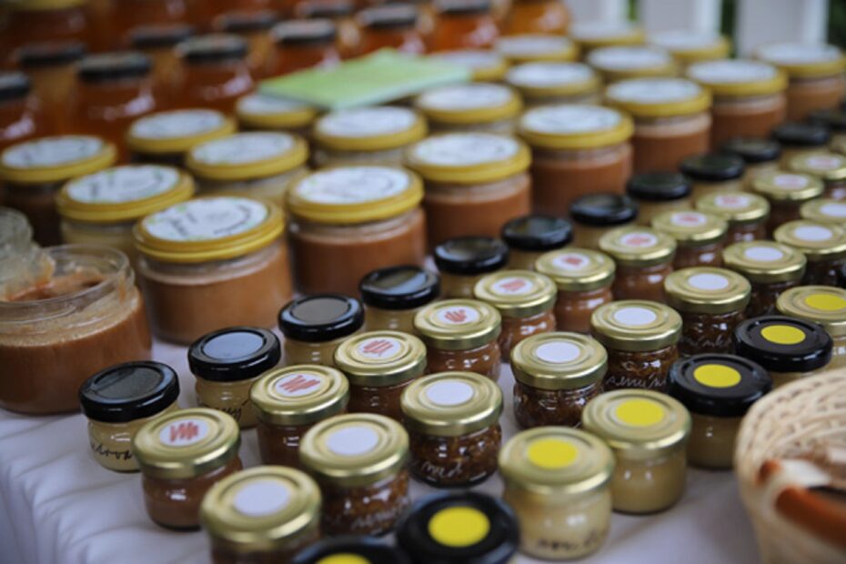 Na akci Jedu v medu budou k dispozici různé včelí produkty.