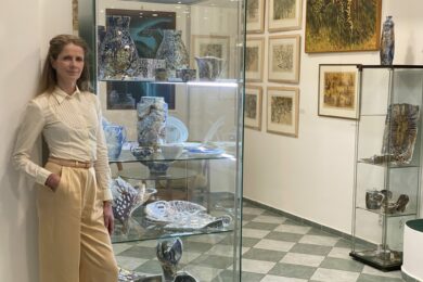 „Zájem o výtvarné umění a porcelán stoupá a objevuje se i mezi lidmi, kteří do této oblasti v minulosti neinvestovali,“ říká Štěpánka Frančíková. 