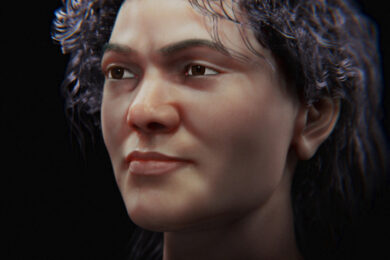 Tvář ženy, která žila před 45 tisíci lety na Zlatém koni u Koněprus.