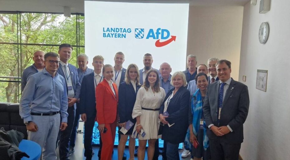Pražská SPD rozvíjí se sesterskou AfD v Bavorsku čilou spolupráci.  