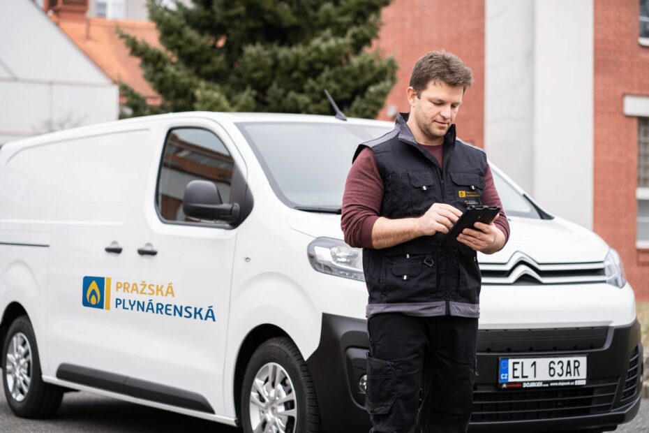 S instalací nového kotle vám mohou pomoci pracovníci Pražské plynárenské. 