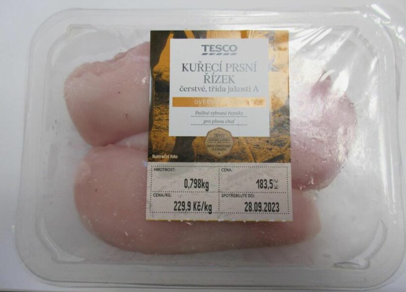 Otrávené ukrajinské kuřecí se salmonelou čekalo na zákazníky i v Tesco. Inspekce odhalila stejné i v Makro. 