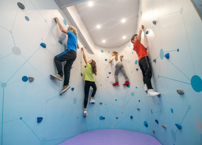 Při Týdnu sportu zdarma budou moci zájemci navštívit i umělou lezeckou stěnu. 