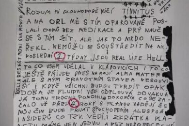 Na veřejnost unikl dopis masového vraha Davida Kozáka, který napsal těsně před smrtí. Policie jeho pravost nepotvrdila a označila jej za podvrh. "Pravý" dopis ale odmítá zveřejnit. Pražská studentka v Kozákově věku, která také trpí bipolární poruchou jeho autenticitu ověřila.    