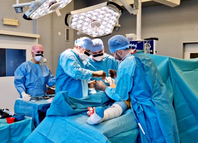 Lékaři v Nemocnici Na Františku urychlili čekací dobu na jednotlivé operace.