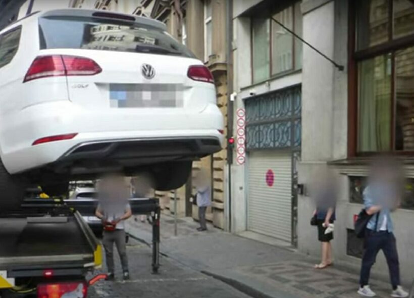 Strážníci odtáhli vozidlo s padělkem invalidního řidiče.