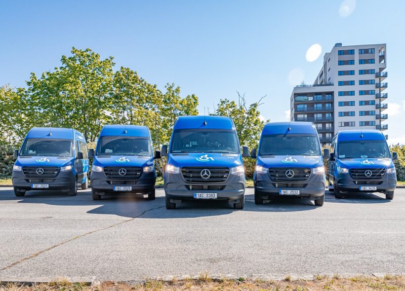 Bezba doprava, neboli služba speciálních mikrobusů pro přepravu těžce zdravotně postižených lidí, se rozšířila od 1. května o další 4 vozidla.