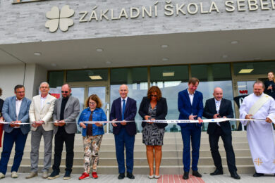 Ve středu 11. září se slavnostně otevřela Základní škola v Praze- Šeberově.
