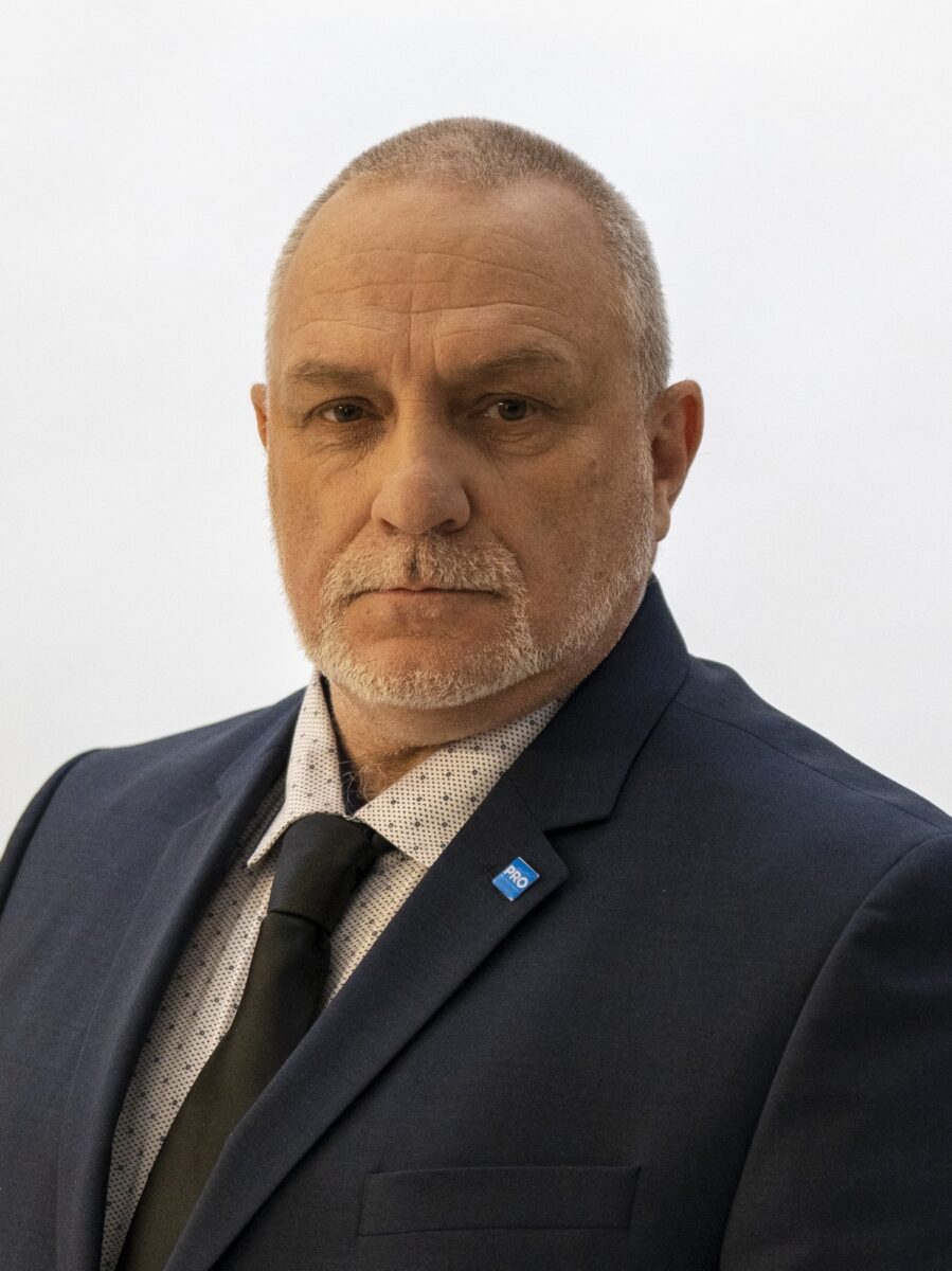 „Blackouty jsou nepříjemné, ale s dobrou přípravou a klidným přístupem je možné je zvládnout bez větších problémů. Klíčem je být připraven a jednat s rozvahou,“ uzavírá Sekera.