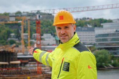 Zdeněk Hřib opouští pražský magistrát – po sedmi letech ve vedení města zanechává Praze rozkopané silnice, nevyřešené spory a projekty uvízlé na mrtvém bodě.