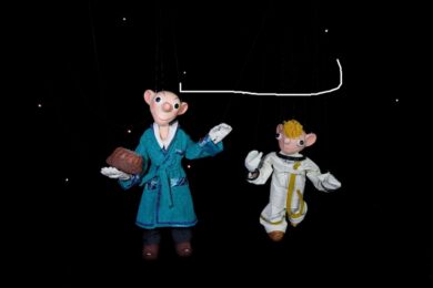 Hurvínkova vesmírná odysea je první loutkový film vytvořený přímo pro renovovanou kopuli Planetária Praha, kde se děj odehrává nejen před diváky, ale i kolem nich.