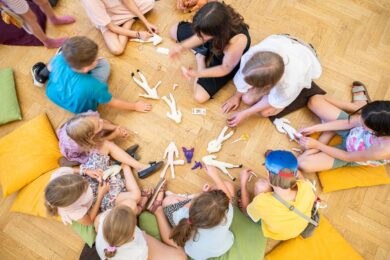 Druhý ročník festivalu Triangl opět kreativně propojí vědu, literaturu, výtvarné umění, hudbu a divadlo, tentokrát i s tématem vody, zvuku a hlasu.