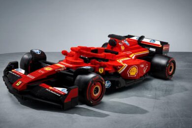 Centrum Černý Most hostí unikátní výstavu propojující svět Formule 1® a kultovních kostek LEGO®