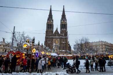Tradiční vánoční trhy na náměstí Míru odstartují ve čtvrtek 20. listopadu, a to nejen pro obyvatele, ale i návštěvníky Prahy 2.