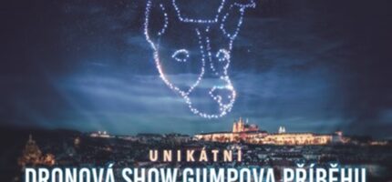 V úterý 26. března od 19 hodin se centrum Prahy promění v dějiště unikátní dronové show.
