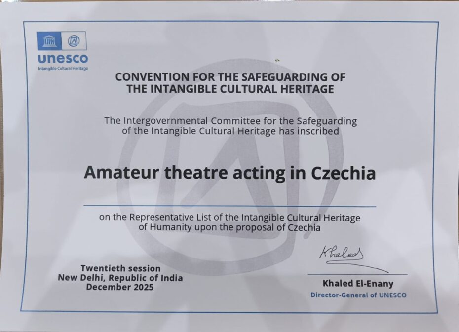 Certifikát UNESCO pro české amatérské divadlo.
