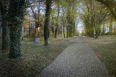 Bohnický ústavní hřbitov, jedno z nejcitlivějších a nejzáhadnějších pietních míst v Praze, se po desetiletích chátrání dočká zásadní proměny. 