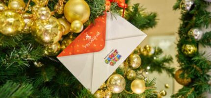 Přečtěte si na Stromu radosti, jaký dárek by děti na Vánoce chtěly.