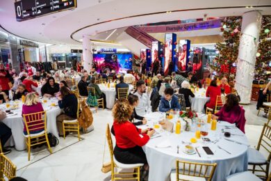 Tradiční štědrovečerní večeře, která se zde koná už osmým rokem, nabídne zázemí lidem, kteří by jinak sváteční den prožili bez společnosti – matkám samoživitelkám s dětmi, seniorům z domovů důchodců, lidem s handicapem, rodinám v těžké životní situaci i dětem z dětských domovů.