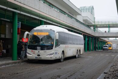 Dálková autobusová linka 405, která spojuje Prahu (Černý Most) s Jičínem, Novou Pakou, Jilemnicí, Vrchlabím a Špindlerovým Mlýnem, od pátku 16. ledna je trvale posílena o nové spoje.