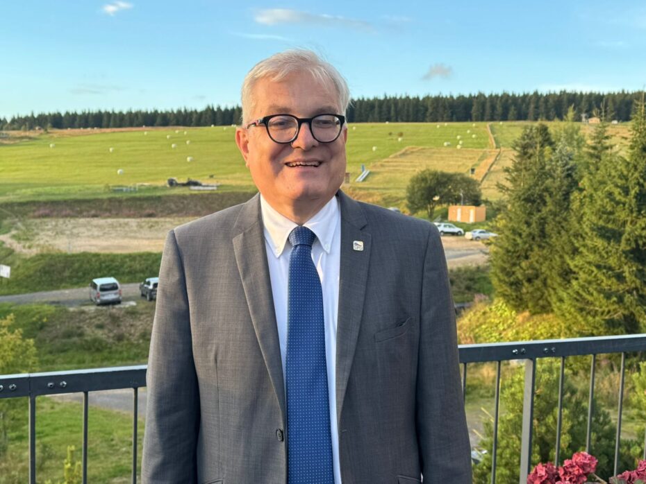 Milan Urban (SPD), zastupitel kritizující směřování magistrátu a jeho dopady na každodenní život Pražanů.