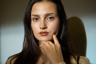 Při premiéře 12. března se v roli Anny v novém muzikálu Ledové království vydá na magickou cestu Ines Ben Ahmed – výjimečně talentovaná herečka a zpěvačka, pro kterou je splněný sen už dávno realitou.