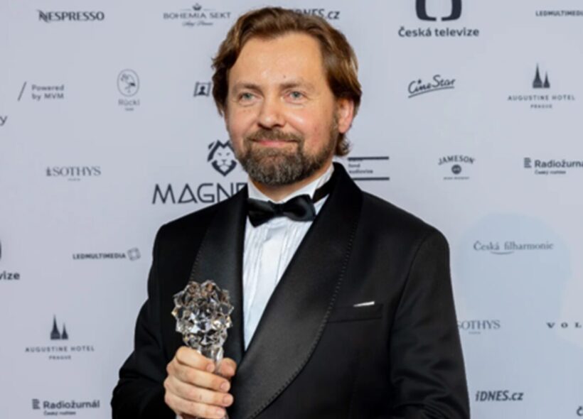 Petr Lněnička je držitelem ocenění Český lev za hlavní roli v seriálu Metoda Markovič: Hojer.