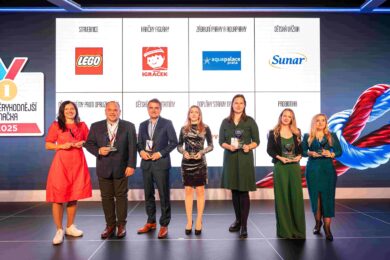 Za novou řadu Igráčka společnost EFKO získala prestižní ocenění „Správná hračka – vybráno odborníky“, které udělují Sdružení pro hračku a hru, Asociace hračka, Unie výtvarných umělců ČR a Asociace předškolní výchovy.