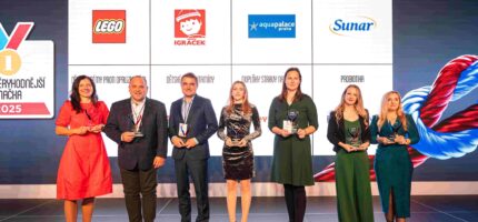 Za novou řadu Igráčka společnost EFKO získala prestižní ocenění „Správná hračka – vybráno odborníky“, které udělují Sdružení pro hračku a hru, Asociace hračka, Unie výtvarných umělců ČR a Asociace předškolní výchovy.