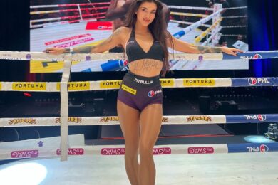 Denisa je také ring girl, ženský element v testosteronem nabitém prostředí. 