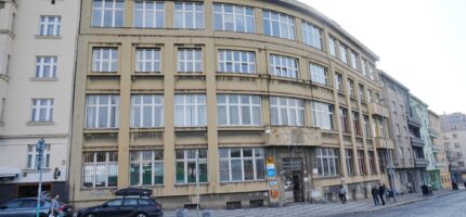 Objekt bude před svým budoucím využitím vyžadovat celkovou rekonstrukci. Předběžné odhady počítají s náklady přibližně mezi 150 a 200 miliony korun. Přesný rozsah úprav i harmonogram prací bude vycházet z připravované projektové dokumentace.