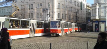 Křižovatka Anděla a blízké komunikace patří mezi nejživější pražská místa.