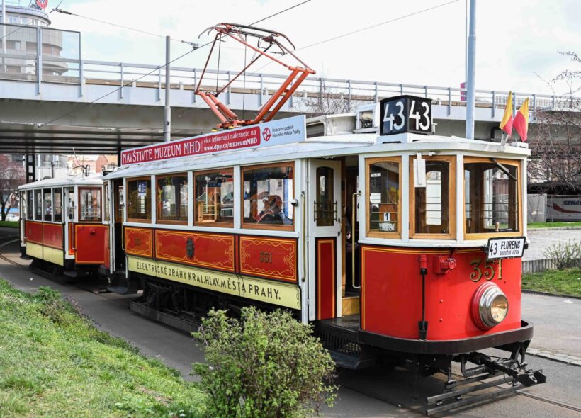 Oproti koňským tramvajím nabídla elektrická dráha rychlejší a spolehlivější spojení a pomohla nastartovat rozvoj celých čtvrtí.
