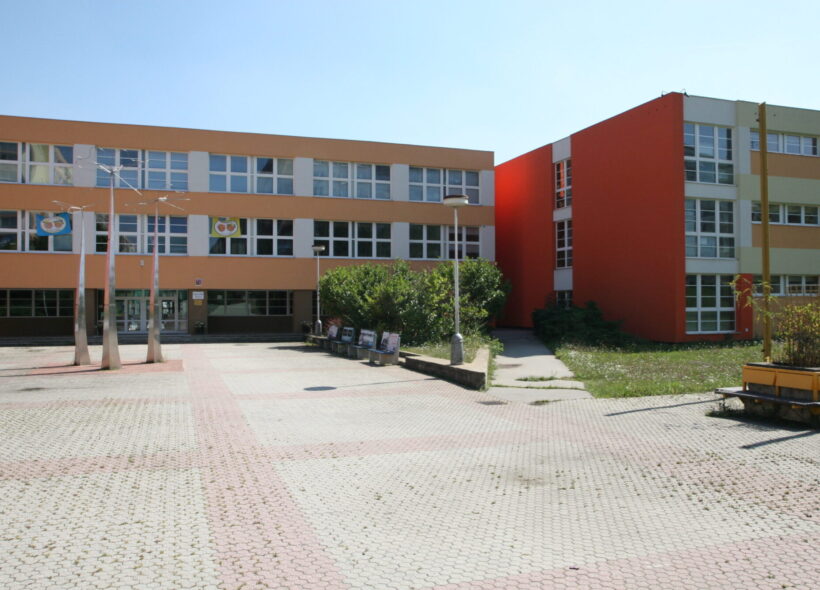 Městská část Praha 13 připravuje zřízení nového gymnázia, které vznikne v návaznosti na Základní školu Janského.