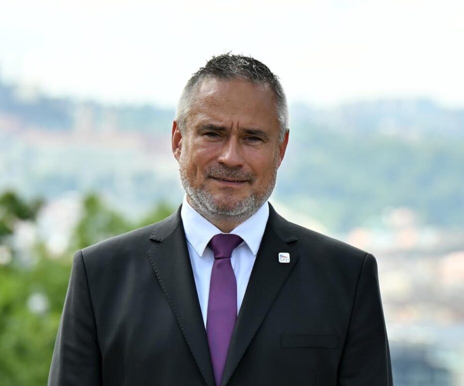 Zastupitel Prahy 8 Vítězslav Novák, který inicioval zásah Stravy i jednání o dalších bezpečnostních opatřeních v Žižkovském tunelu.