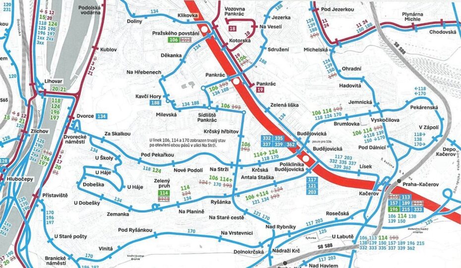 Mapa nové organizace dopravy v okolí Dvoreckého mostu, zachycující tramvajové, autobusové a metro linky v oblasti Podolí, Pankráce a Budějovické.