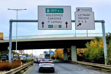 Kbelská ulice, jedna z nejvytíženějších dopravních tepen Prahy, která projde od 2. července rozsáhlou rekonstrukcí.