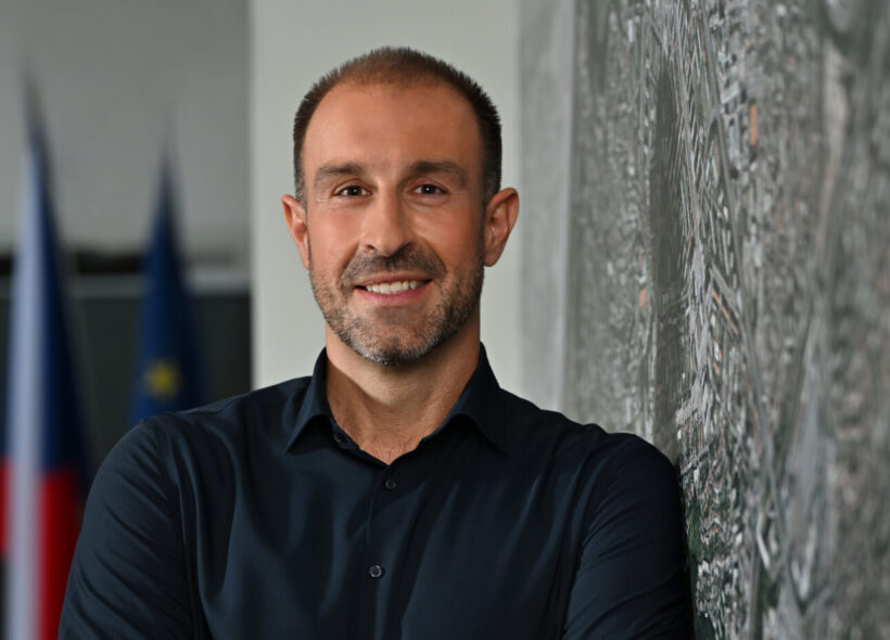„Po nástupu do funkce starosty mě překvapilo, jak málo občané rozlišují, co patří
městské části, co hlavnímu městu a co je v soukromém vlastnictví,“ říká Ondřej Kubín.