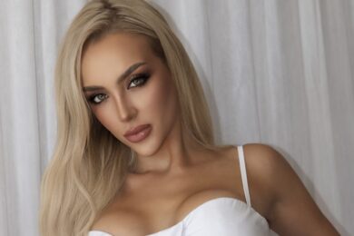 Modelka Martina Krátká otevřeně hovoří o vážných zdravotních komplikacích, náročném životním období i cestě k novému začátku. Dnes se věnuje modelingu, žije v Praze a připravuje vlastní mediální projekt HERS.