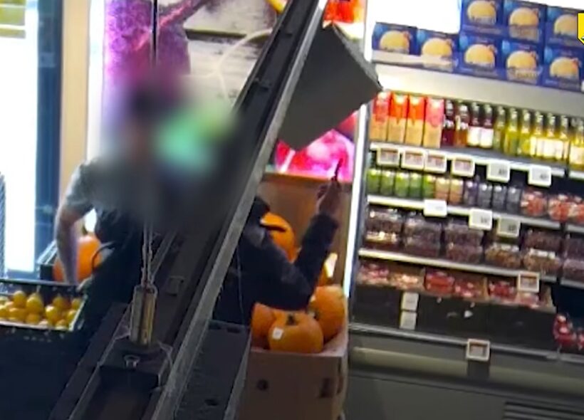 Záběr z bezpečnostní kamery supermarketu v Evropské ulici v Praze 6, který kriminalistům pomohl při identifikaci a vypátrání podezřelého.